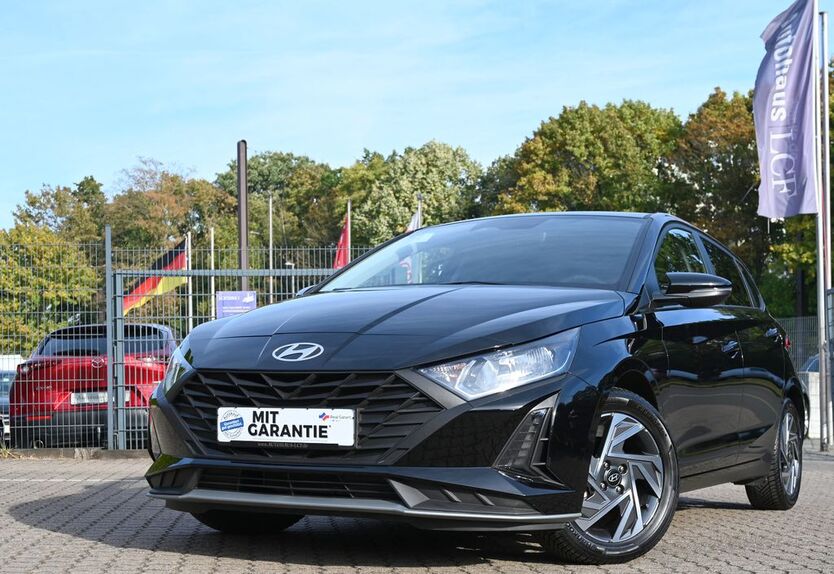Hyundai i20 8.651 km 15.490 € Laatzen 30880