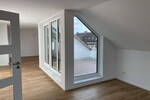 Kernsanierte Dachgeschoßwohnung mit Dachterrasse