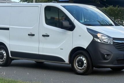 Opel Vivaro 97.866 km 10.500 &euro; Hannover 30179