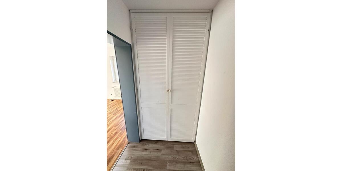 Etagenwohnung Laatzen - 4 Zimmer, 124 m&sup2;, 260.000&euro; | Angebot:26338514