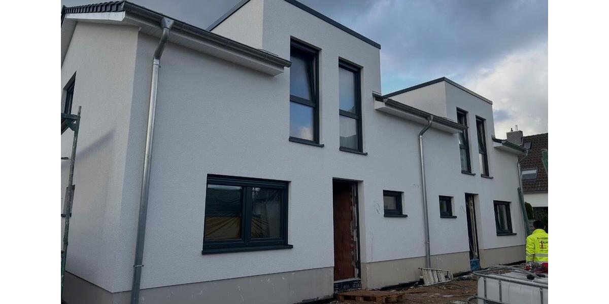 Doppelhaushälfte Burgwedel - 5 Zimmer, 140 m&sup2;, 1.650&euro; | Angebot:24357354