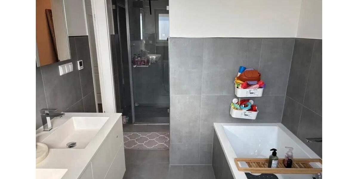 Reihenhaus Isernhagen - 5 Zimmer, 145 m&sup2;, 560.000&euro; | Angebot:26365890