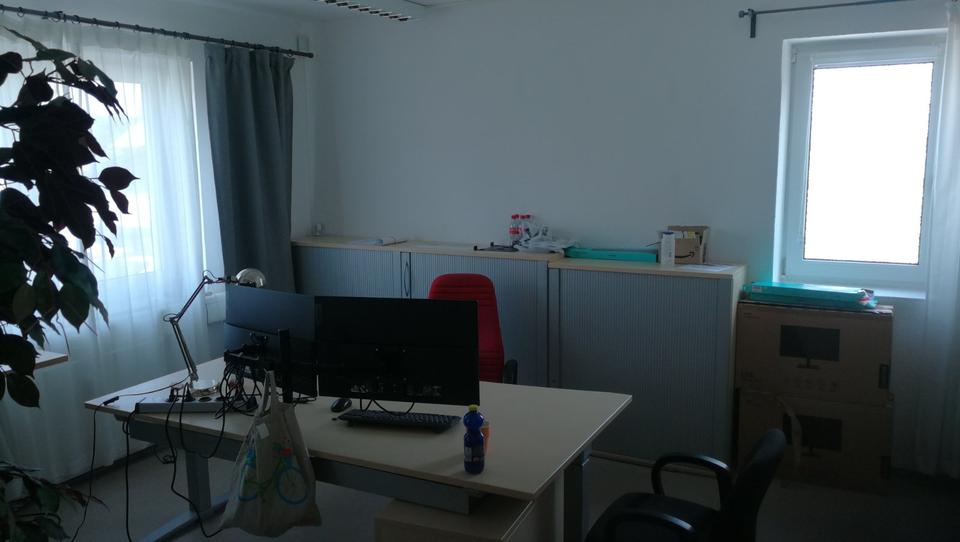 138 m² Büro Hannover Isernhagen Altwarmbüchen Zeppelinstr.12 zimmer