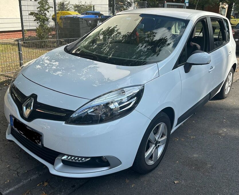 Renault Scenic 100.000 km 7.300 € Hannover 30177