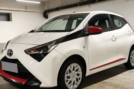 Toyota Aygo (X) 17.569 km 8.750 &euro; Hannover 30539
