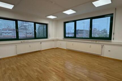 Gewerbeobjekt Isernhagen - 985&euro; | Angebot:25995659