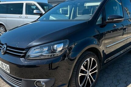 VW Touran 218.900 km 6.777 &euro; Ronnenberg 30952