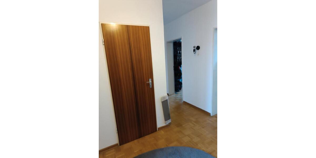 Etagenwohnung Hildesheim Bockfeld - 3 Zimmer, 80 m&sup2;, 200.000&euro; | Angebot:27153803