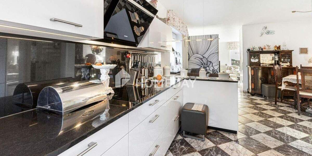 Bothfeld: Topgepflegtes EFH mit Vollkeller, Kamin, Sauna, Terrasse & Garage: Ihr neues Familienglück 7 zimmer