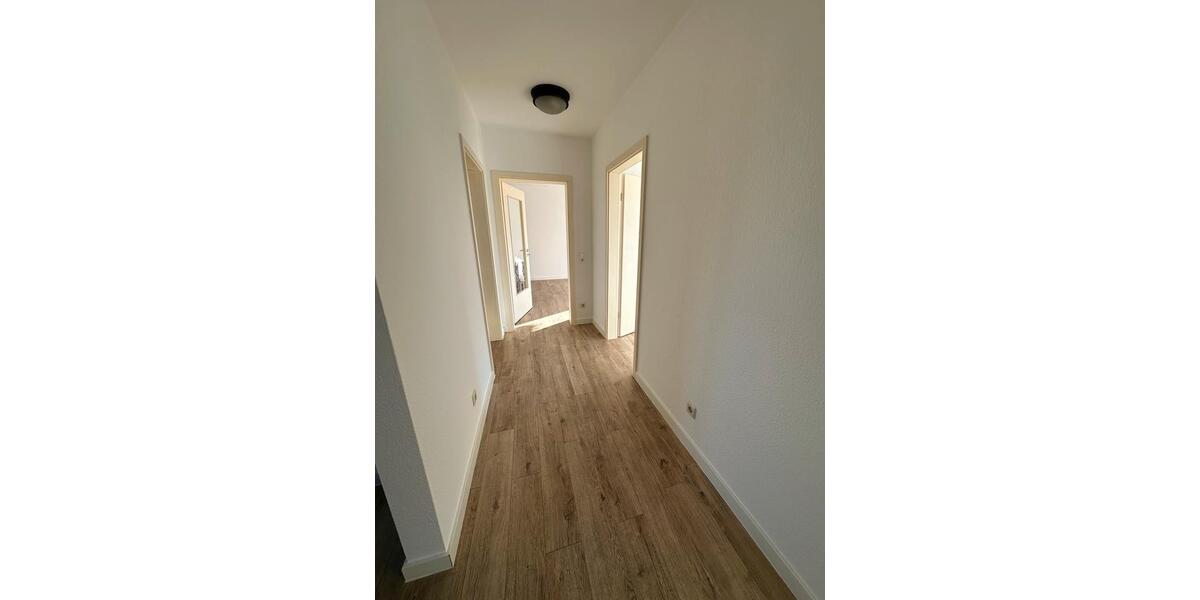 Etagenwohnung Hildesheim Bockfeld - 3 Zimmer, 76 m&sup2;, 900&euro; | Angebot:25588587