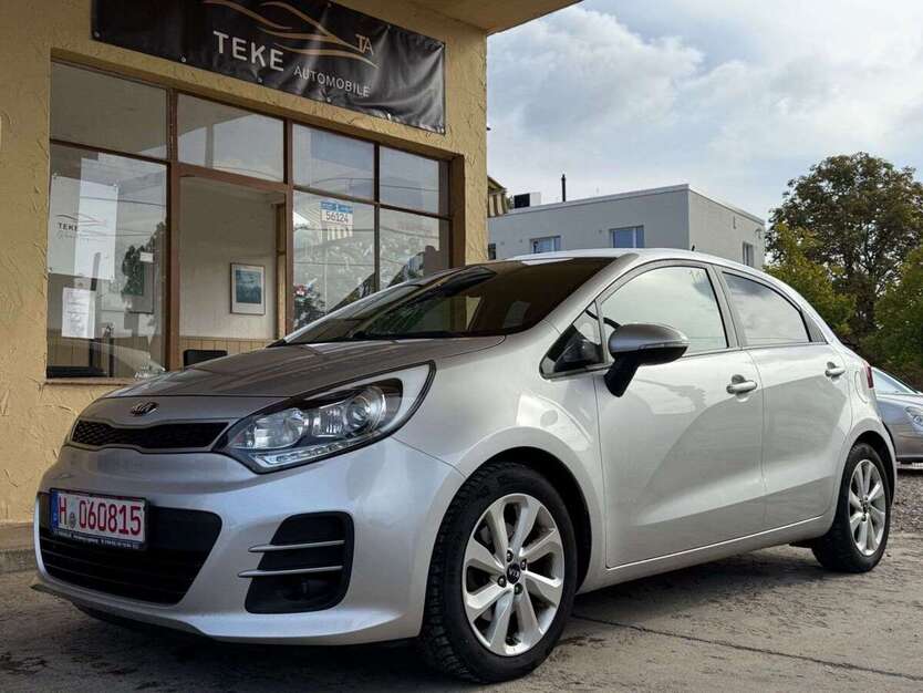 Kia Rio 85.000 km 7.450 € Hannover 30179