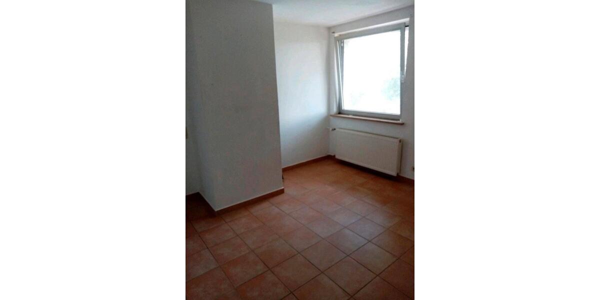 Etagenwohnung Nordstemmen - 2 Zimmer, 77 m&sup2;, 592&euro; | Angebot:25320525