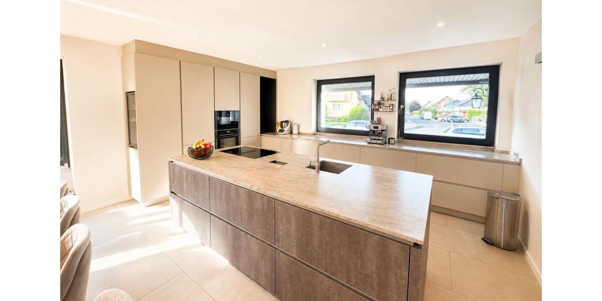 Villa Lehrte - 8 Zimmer, 380 m&sup2;, 849.000&euro; | Angebot:26870813
