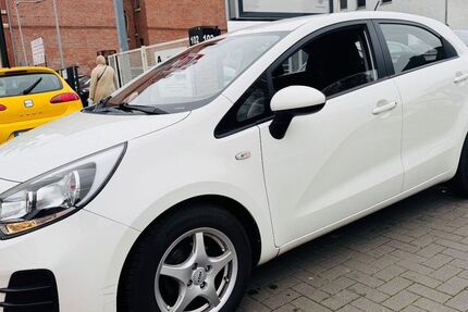 Kia Rio 142.000 km 5.300 &euro; Hannover 30455