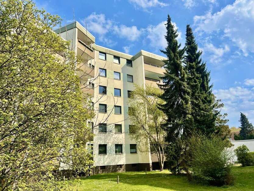 Wohnung zum Kaufen in Hannover Döhren 225.000 € 97.45 m²
