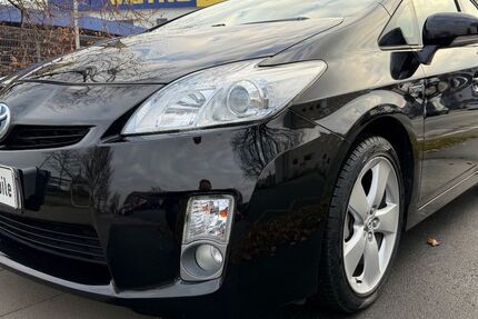 Toyota Prius 90.300 km 8.999 &euro; Hannover 30179