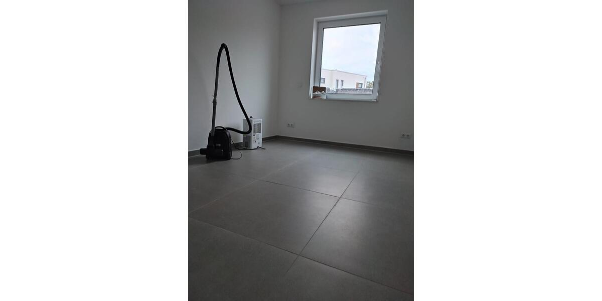 Doppelhaushälfte Hannover - 6 Zimmer, 154 m&sup2;, 1.500&euro; | Angebot:26035556