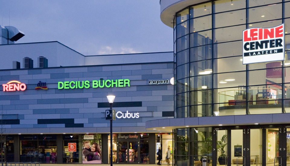 Dreizimmer in beste Lage. 2 Loggia. Keller. Garage. 3 zimmer