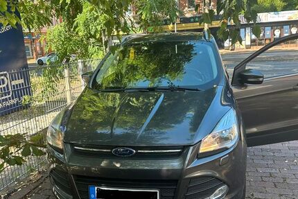 Ford Kuga 79.000 km 9.500 &euro; Hannover 30519