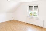 Dachgeschoßwohnung Wennigsen (Deister) - 3 Zimmer, 98 m&sup2;, 700&euro; | Angebot:26303416