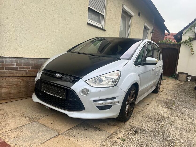 S-Max