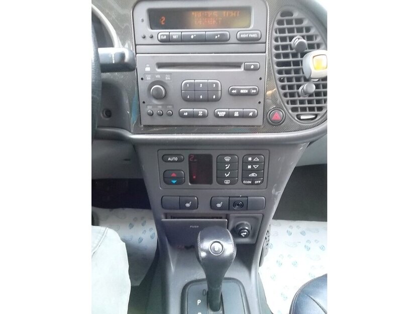 Saab 9-3 Cabriolet 2.0 T SE AUT- LEDER NAVI KLIMATRONIK 121.000 km 2.450 € Hannover 30179