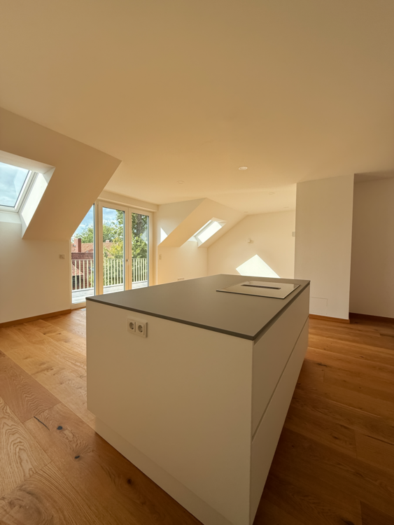 Wohnung zum Mieten in Isernhagen 1.428 € 84 m²
