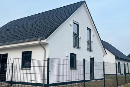 Haus Hannover Döhren-Wülfel - 5 Zimmer, 153 m&sup2;, 2.100&euro; | Angebot:25965604