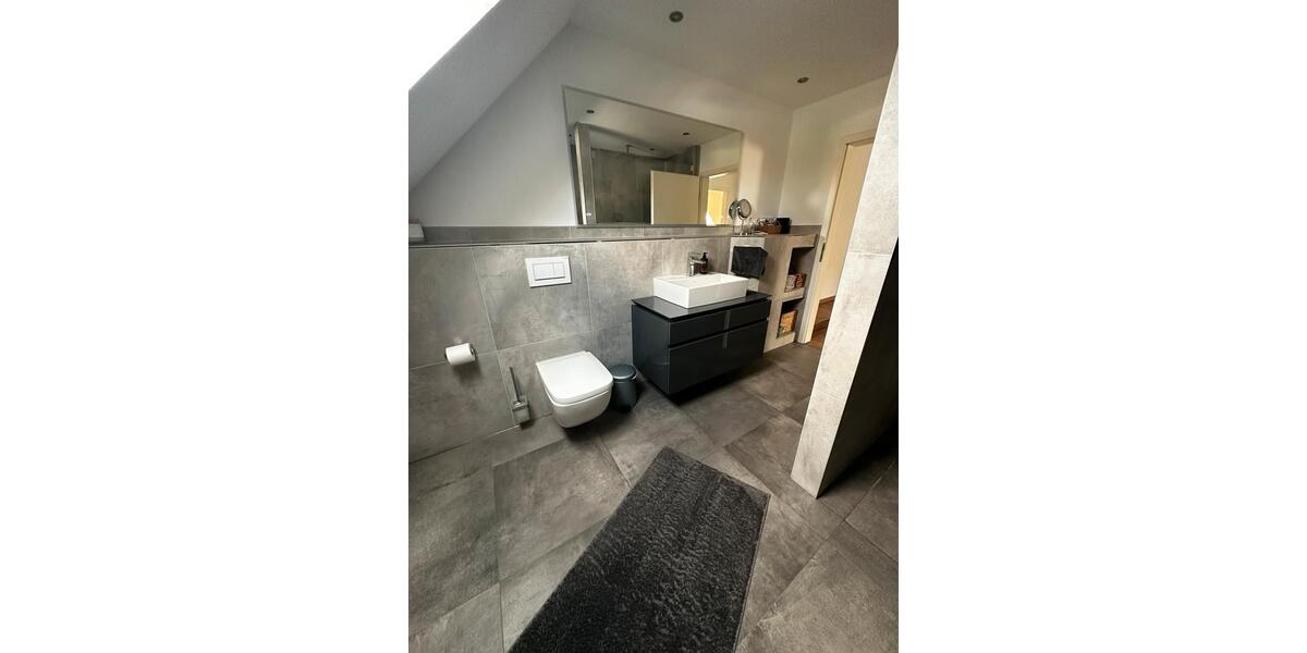 Etagenwohnung Neustadt am Rübenberge - 4 Zimmer, 141 m&sup2;, 1.550&euro; | Angebot:26395967