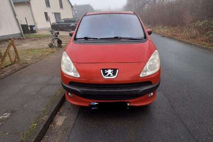 Peugeot 1007 160.482 km 1.500 &euro; Hannover 30519
