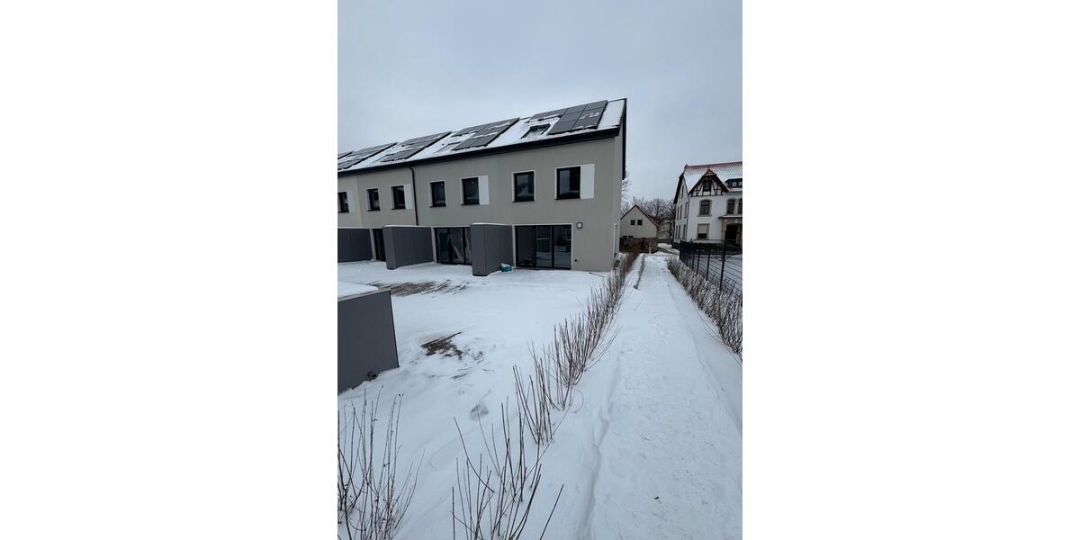 Reihenhaus Gehrden - 4 Zimmer, 120 m&sup2;, 2.150&euro; | Angebot:24797819