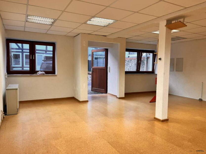 Helle & sichere 36?m² Fläche in Hildesheim-Oststadt - ideal als Büro, Lager oder Hobbyraum
