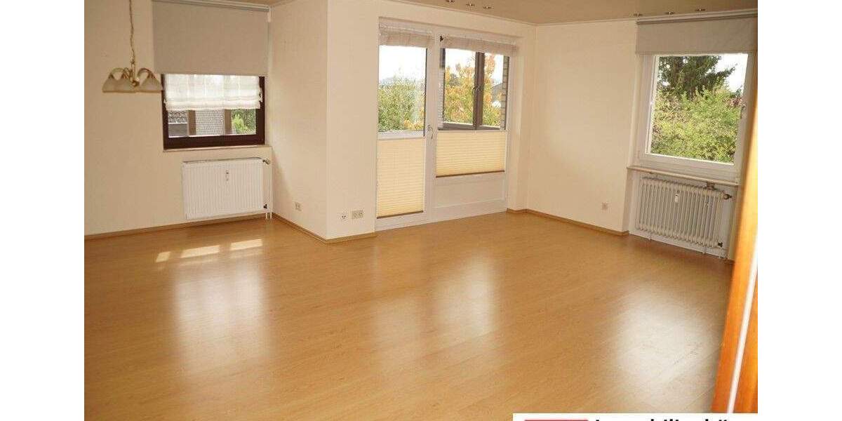 Exklusive Eigentumswohnung mit zwei Balkons, Fahrstuhl und Tiefgaragenstellplatz in Bad Nenndorf 3 zimmer