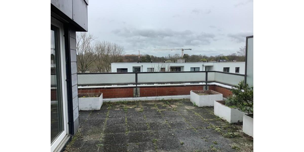 Etagenwohnung Hannover Buchholz-Kleefeld - 3 Zimmer, 129 m&sup2;, 1.256&euro; | Angebot:24419369