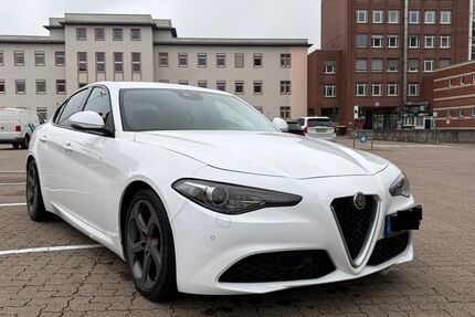 Alfa Romeo Giulia 137.000 km 15.900 € Langenhagen 30851