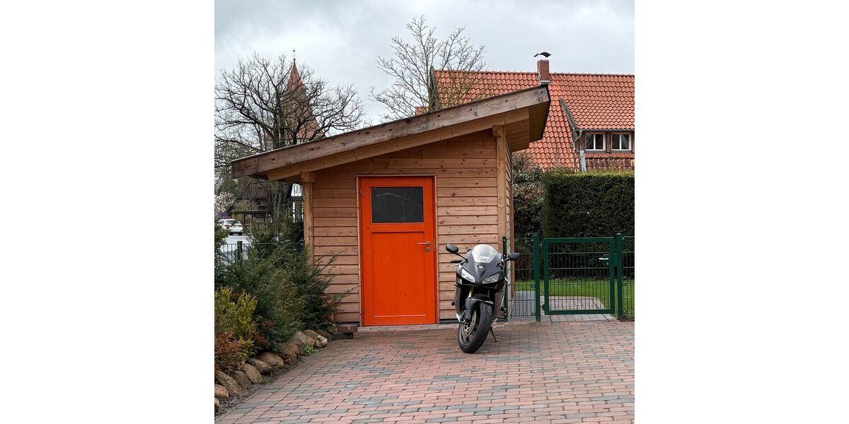 Single Dachgeschosswohnung zum Verlieben - Dachgeschoßwohnung Isernhagen Kircher Bauerschaft | Angebot:26633669