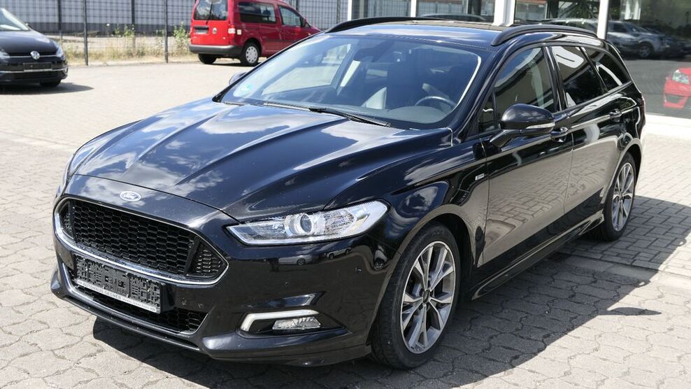 Ford Mondeo 153.000 km 9.990 € Adelheidsdorf 29352