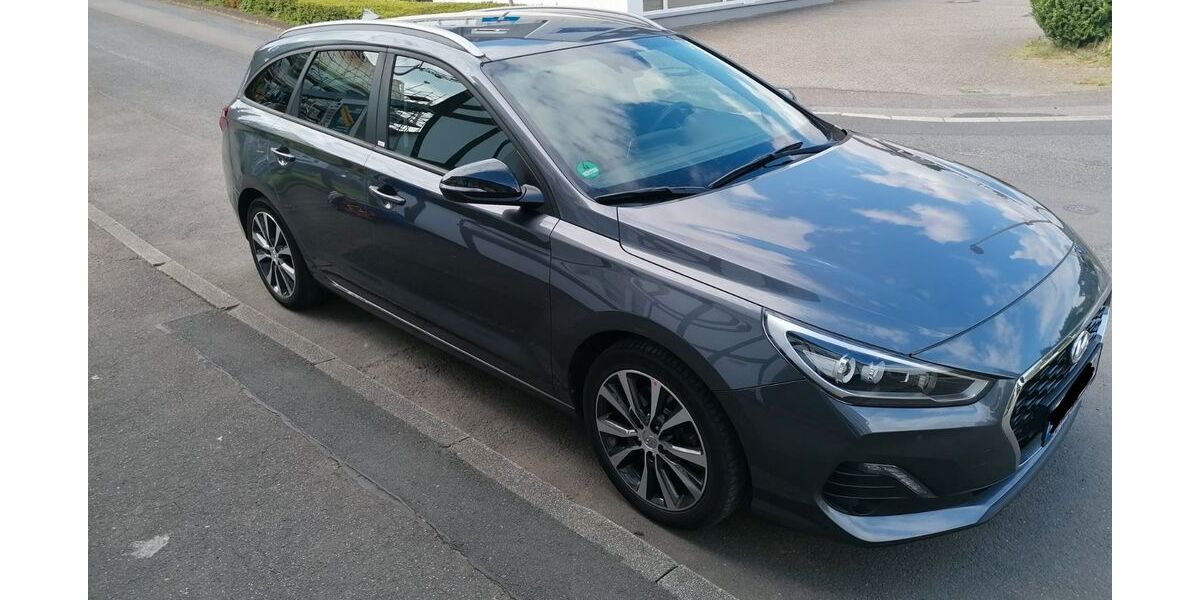 Hyundai i30 104.000 km 13.990 &euro; Springe 31832