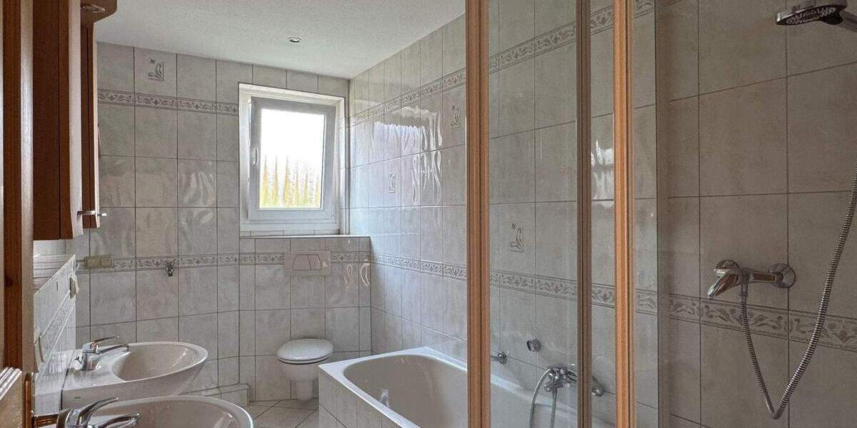 Etagenwohnung Barsinghausen - 4 Zimmer, 100 m&sup2;, 169.000&euro; | Angebot:25073383