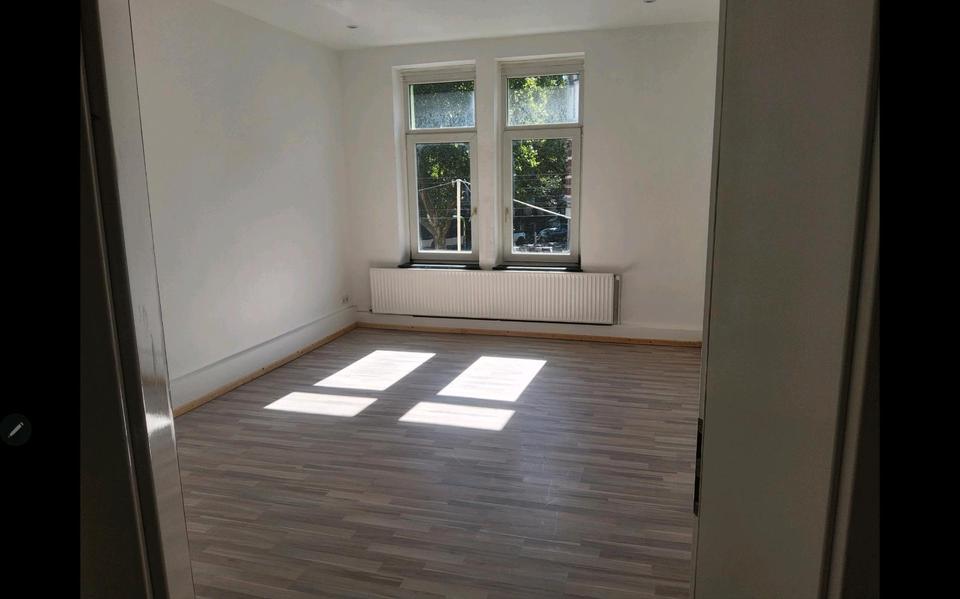 Etagenwohnung Hannover Nord - 4 Zimmer, 100 m&sup2;, 1.200&euro; | Angebot:27592028