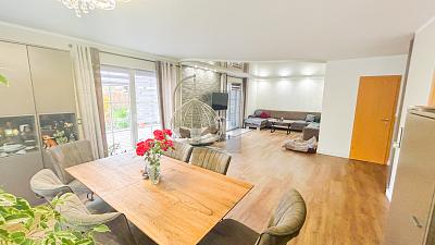 FAMILIENPARADIES MIT GROßEM GARTEN 6 zimmer