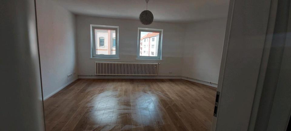 Etagenwohnung Hildesheim Bockfeld - 3 Zimmer, 63 m&sup2;, 690&euro; | Angebot:26323058