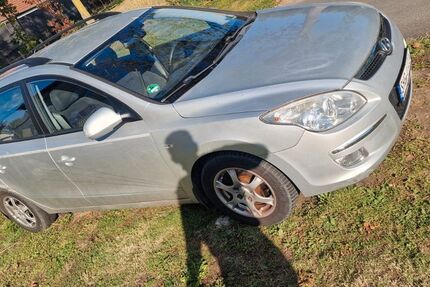 Hyundai i30 400.000 km 800 € Apelern 31552