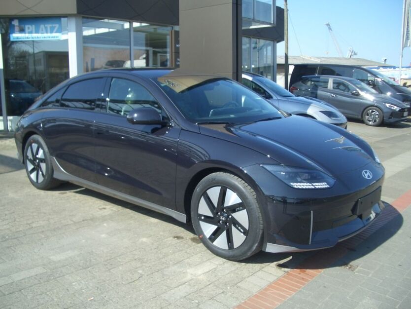 Hyundai IONIQ 6 2.950 km 44.990 € Hannover 30453