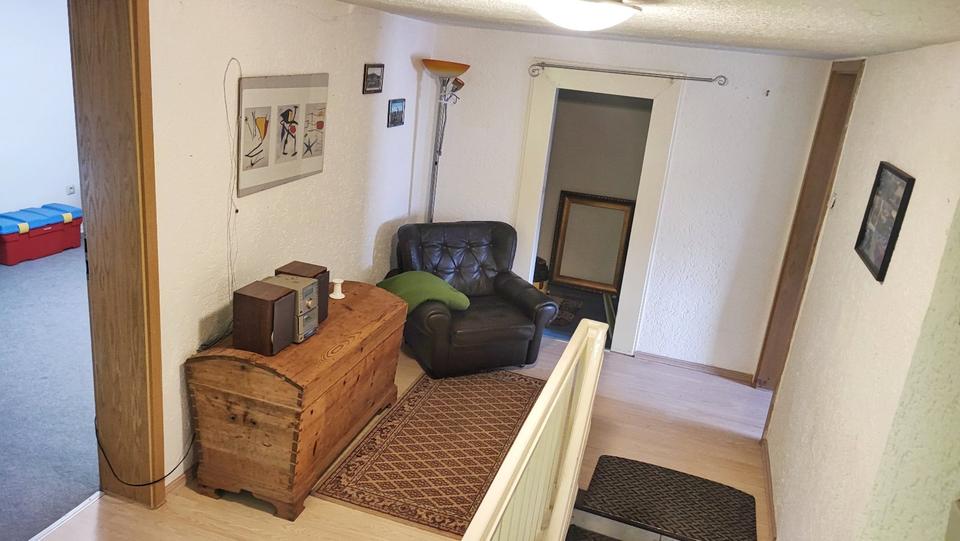 Sibbesse OT Eberholzen: Einfamilienhaus mit Nebengebäude 4.5 zimmer