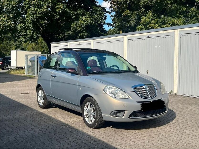 Ypsilon