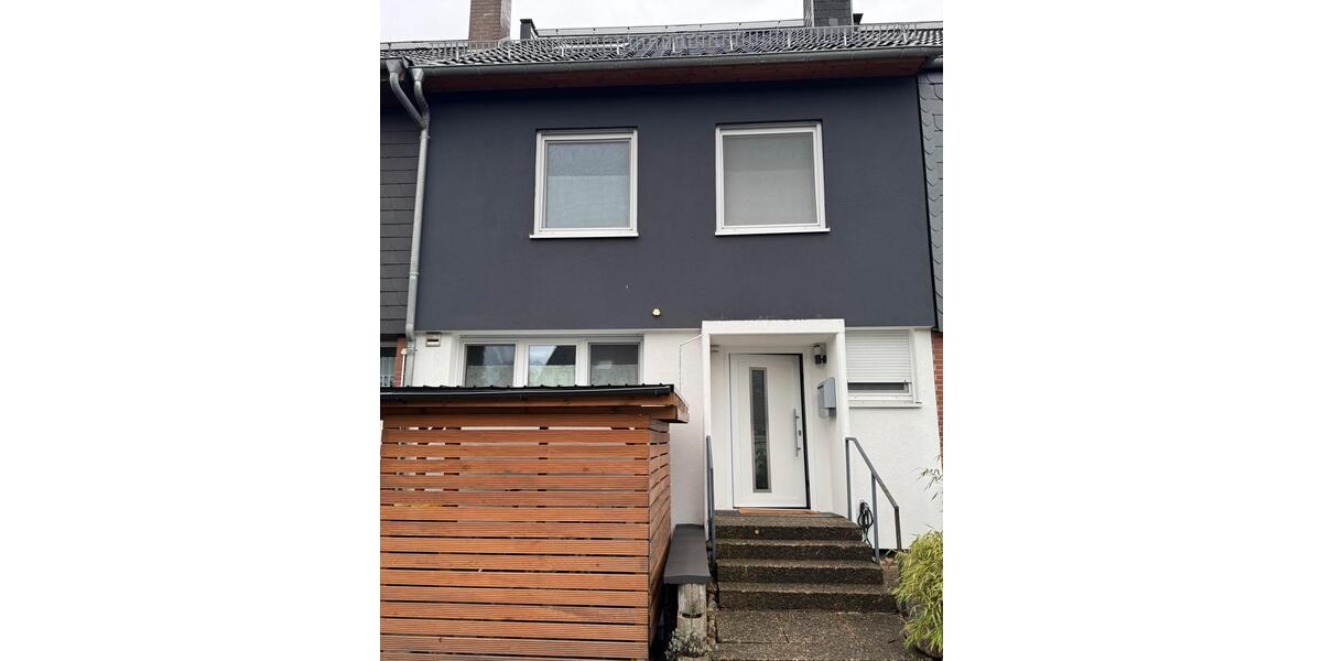 Reihenhaus Langenhagen - 7 Zimmer, 140 m&sup2;, 399.000&euro; | Angebot:26297349