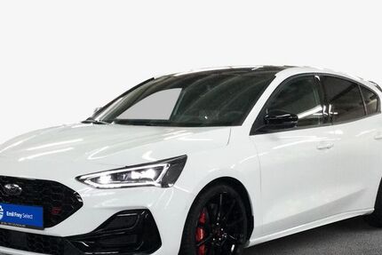 Ford Focus 8.560 km 33.840 € Hannover 30165