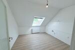 Dachgeschoßwohnung Sarstedt - 3 Zimmer, 72 m&sup2;, 700&euro; | Angebot:26299491