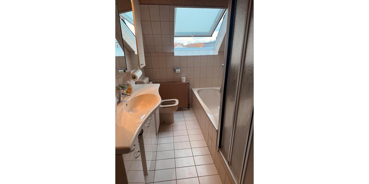 Maisonettenwohnung Hannover Herrenhausen-Stöcken - 4 Zimmer, 92 m&sup2;, 250.000&euro; | Angebot:23717482